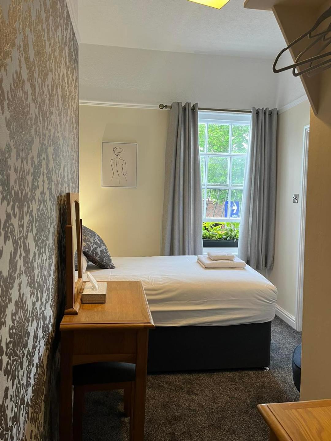 The Victoria Hotel York Bagian luar foto