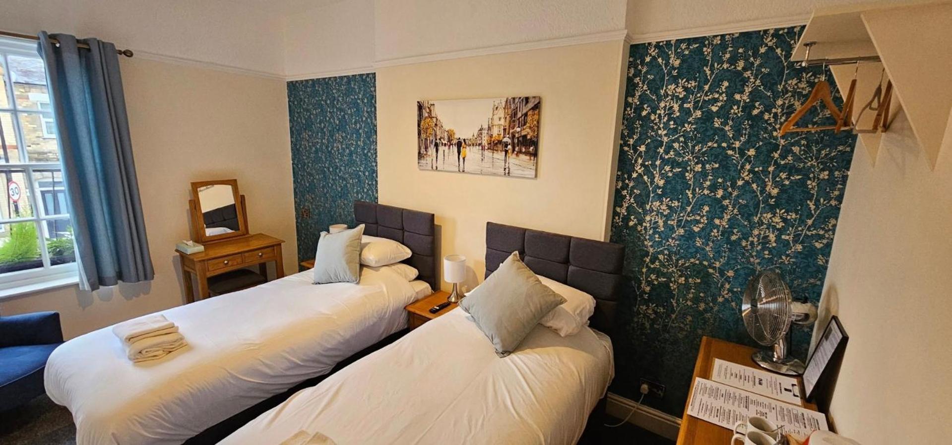 The Victoria Hotel York Bagian luar foto